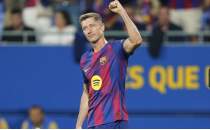 Barcelona'da ayr�l�k g�ndemde: Fenerbah�e pusuda