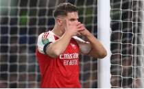 Arsenal ko�ar ad�m �ampiyonlu�a!