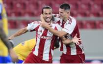 Yusuf Yaz�c�, Olympiakos'tan ayr�l�yor