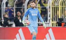 Fenerbah�e kamp kadrosunda 13 eksik!