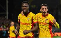 Lens, liderli�i b�rakm�yor; �st �ste 9!