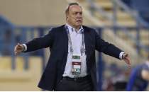 Advocaat'tan kalp k�ran ayr�l�k