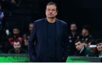 Panathinaikos'a evinde so�uk du�! Seri 2-1'e geldi!