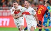 Galatasaray'da hedef Deniz G�l; Porto ile pazarl�k!