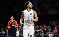 Shane Larkin'den �brahim Kutluay'a: '�smimi t�klanma i�in kullanan bir soytar�'