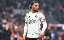 Be�ikta�'ta ayr�l�k kap�da: Taylan Bulut