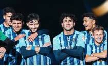 Taraftarlar, Adana Demirspor'da y�netimi devrald�!