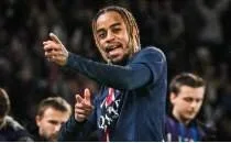 PSG ve Liverpool, Barcola transferi i�in anla�t�!