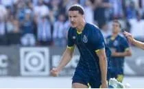 Francesco Farioli'den Deniz G�l'e �vg�