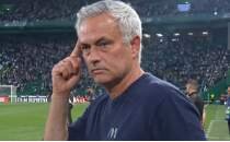 Mourinho yine yapt� yapaca��n�: O hareket viral oldu