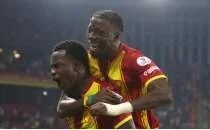 G�ztepe defans� g�ven veriyor