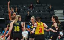 G�ztepe voleybolda tak�m� da��tt�