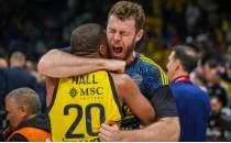 Nicolo Melli'den Fenerbah�e'ye k�t� haber