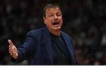 �srail'de Ergin Ataman'a b�y�k terbiyesizlik