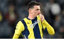 Mert Hakan Yanda�'ta kritik bekleyi�! Karar� yeni hoca verecek