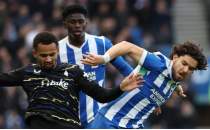 Brighton, son dakikalarda �� puan� elinden ka��rd�