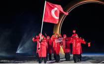 �rem Dursun Olimpiyat Sahnesinde