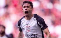 Gabriel Paulista, tak�m�n� Be�ikta� �zerinden ele�tirdi