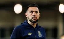 Porto, Casa Pia deplasman�nda ilk yenilgisini ald�