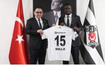 Be�ikta�, Junior Olaitan'� a��klad�!