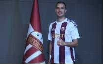 �neg�lspor, Harun Tekin'i transfer etti!
