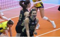 Zeren Spor, play-off turu r�van��nda Palmberg kar��s�nda