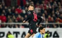 Patrik Schick pe� pe�e att�, Bayern Leverkusen avantaj� kapt�