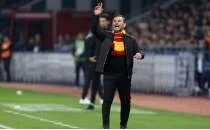 Okan Buruk: 'Futbol ad�na b�y�k utan�'