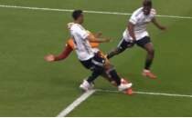 Galatasaray penalt� bekledi