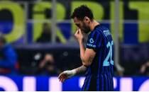 Hakan �alhano�lu i�in sakatl�k a��klamas�!