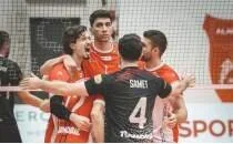 �stanbul Gen�lik evinde kazanan taraf oldu