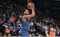 T�rkiye Sigorta Basketbol S�per Liginde zafer Anadolu Efes'in