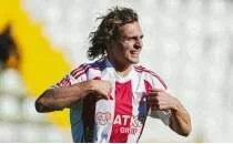 Hamza Akman'a 2 ma� men cezas�!