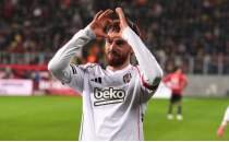 Be�ikta�'�n kaptan�na Premier Lig'den yak�n takip!