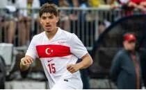 Yusuf Ak�i�ek, Fransa'da ameliyat oldu