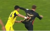 Fatih Karag�mr�k'te penalt� itiraz�!