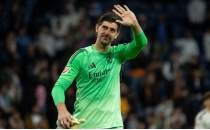 Courtois, El Clasico kadrosundan ��kar�ld�!