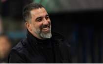 Arda Turan: 'Zorlu fikst�rden iyi ��kmal�y�z'