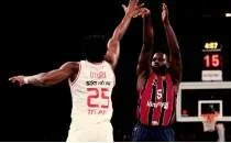 Baskonia, y�ksek skorlu ma�ta Hapoel'e kar�� galip