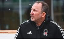 Be�ikta�'ta 1 formaya 3 aday! Sergen Yal��n karars�z