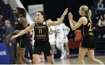 Galatasaray, Emlak Konut'u yenerek finale ��kt�!