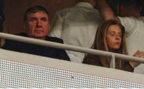 Hagi ve Popescu T�pra� Stadyumu'nda!