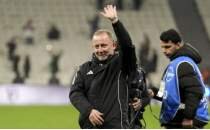 Be�ikta�'ta Sergen Yal��n dalya demeye haz�rlan�yor