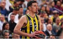 Nando de Colo a��klad�: 'B�rak�yorum'