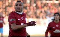 Jaja: 'Bir �eyi de�i�tirebilsem Trabzonspor'dan ayr�lmazd�m'