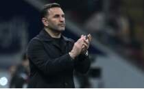 Okan Buruk'tan 'Hedef 26' payla��m�