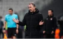 Sergen Yal��n'dan oyuncular�na uyar�: ''Kendiniz i�in oynay�n''