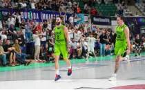 TOFA�, sahas�nda Alia�a Petkimspor'u 73-71 ma�lup etti