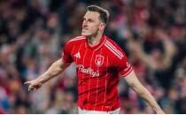 Nottingham Forest final i�in avantaj� kapt�!