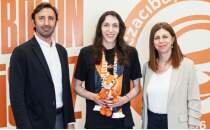 Fenerbah�e'den ayr�lan Asl� Kala�, Eczac�ba�� Dynavit'e transfer oldu
